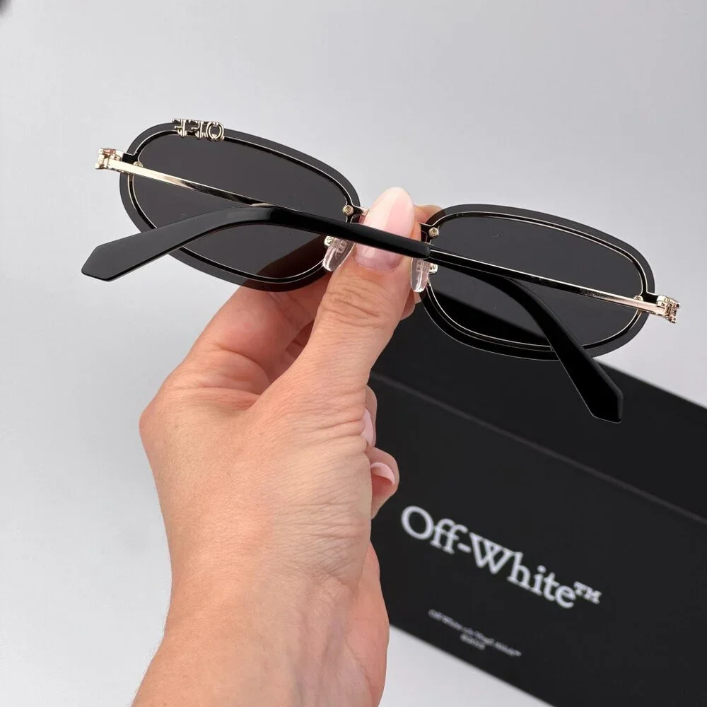 Off-White MIAMI Men Sunglasses – Gold Oval Frame with Grey Lenses | Model